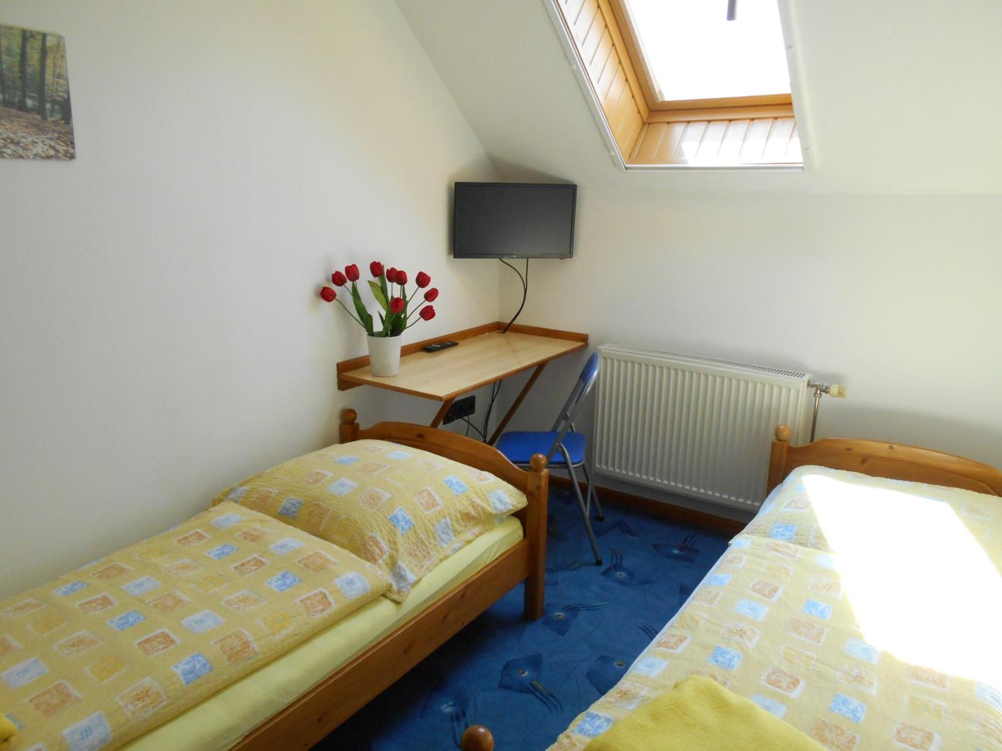 Bed and Breakfast Árpád Panzió Győr Esterno foto