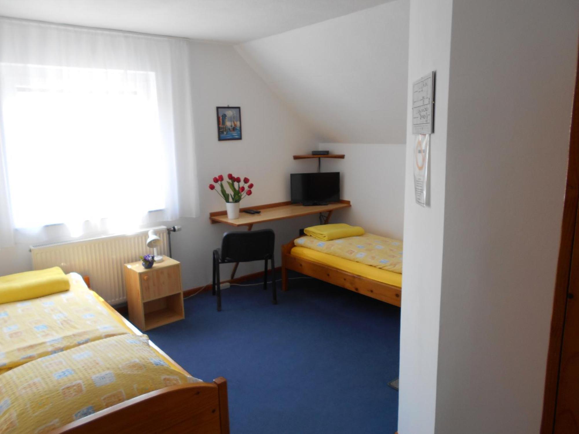 Bed and Breakfast Árpád Panzió Győr Esterno foto